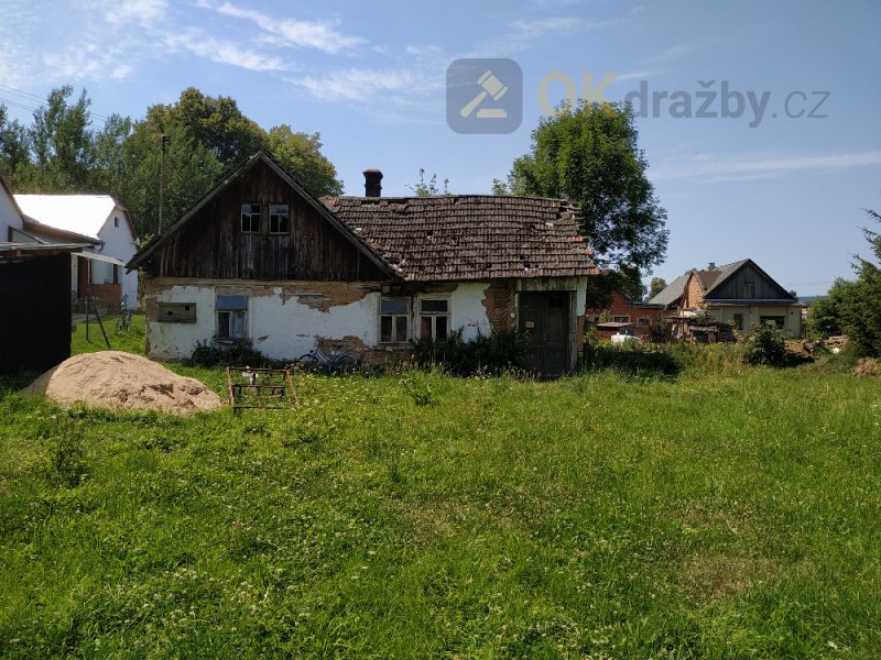 Pozemek s rodinným domem v obci Rychnov na Moravě
